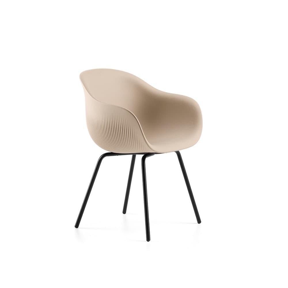 Fade Chair 4