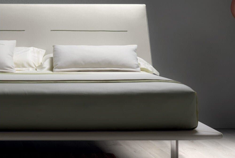 Pat JT Self-Standing 3