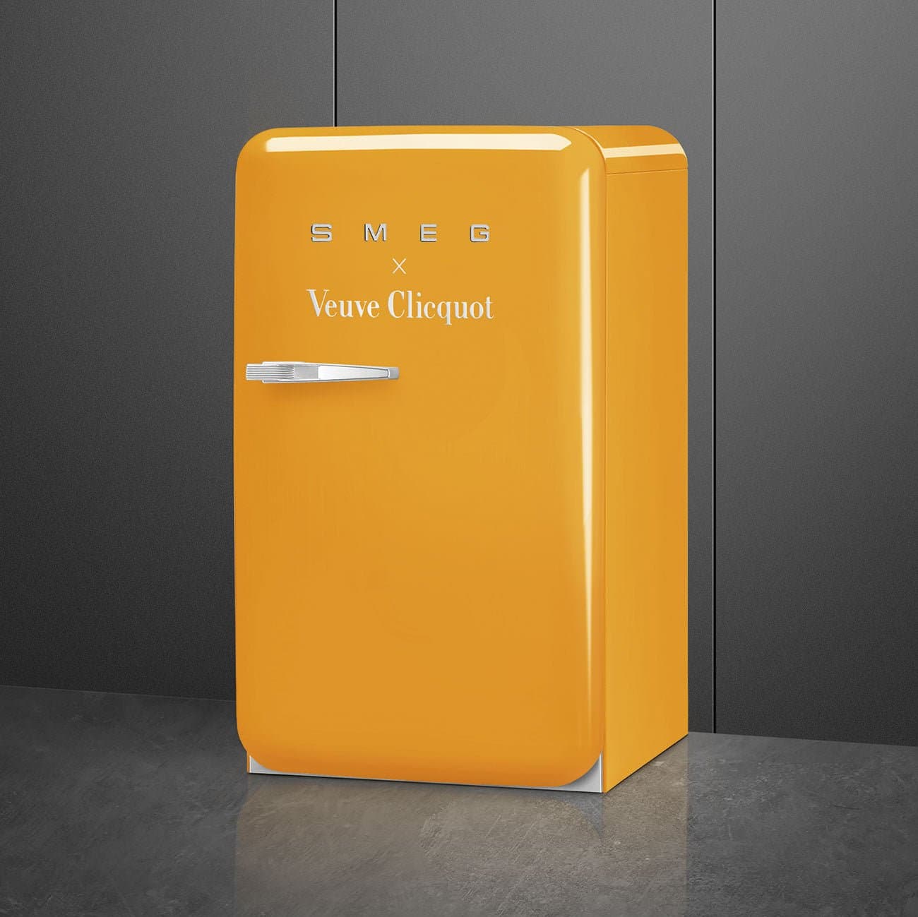 Frigider Smeg '50 Style FAB10RDYVC5 5