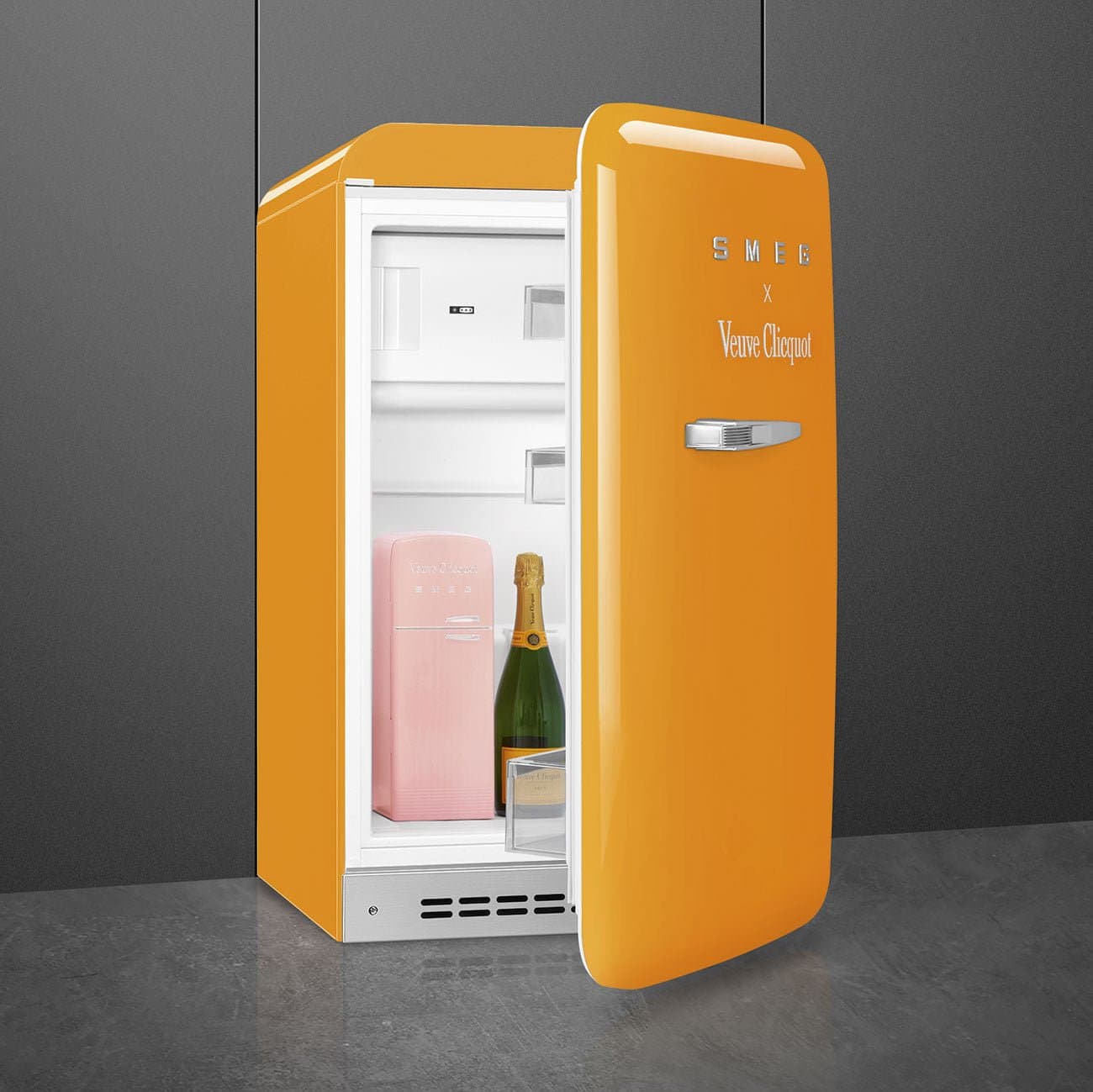 Frigider Smeg '50 Style FAB10RDYVC5 9