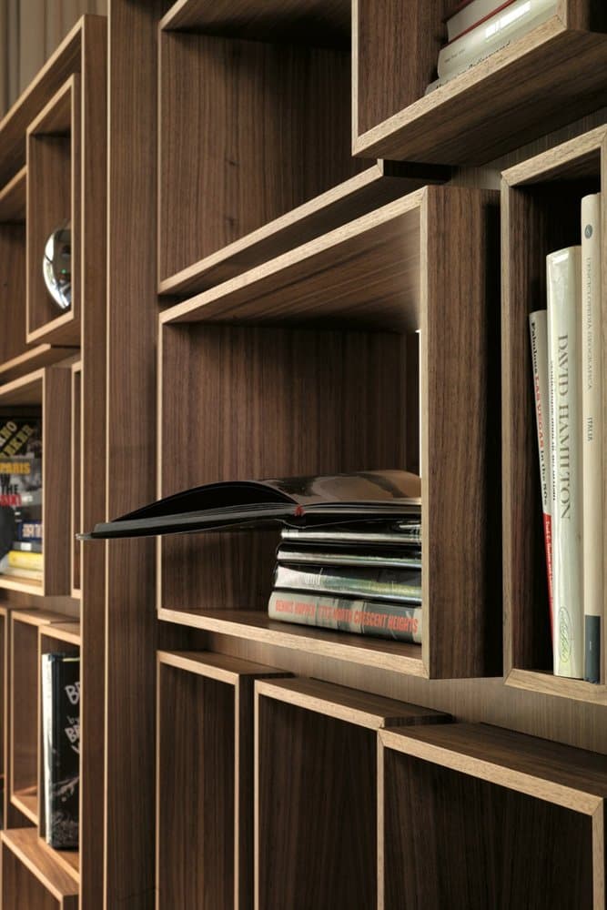 Biblioteca First 4