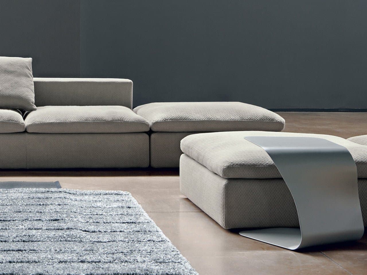 Masuta de cafea Duffy 3