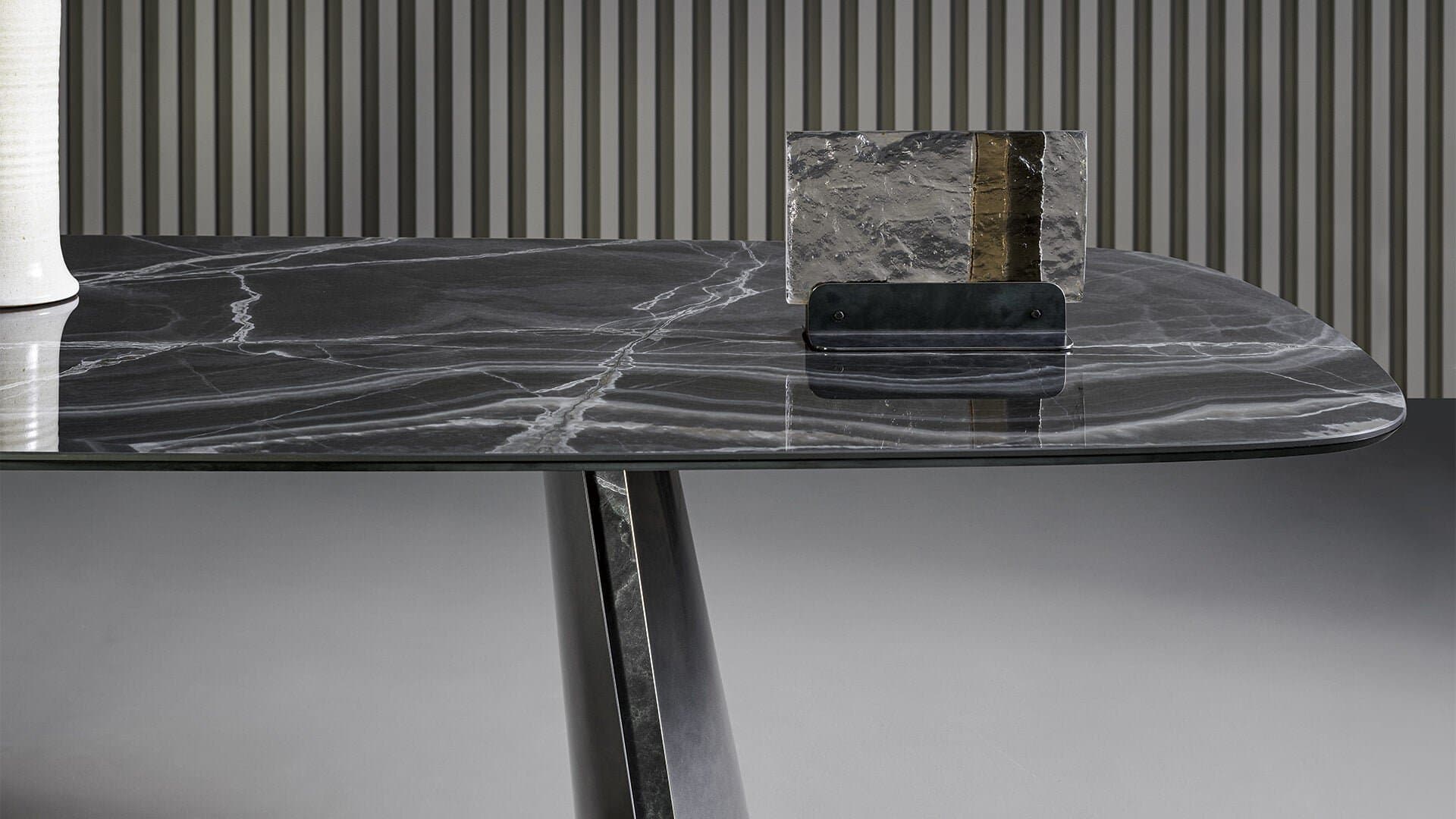 Masa de dining Torii 9