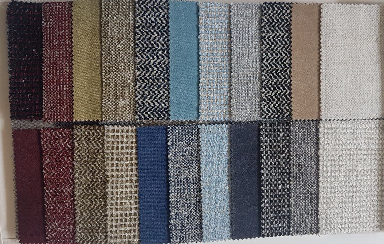 Musa Canapea Arlon - Canapea extensibilă cu mecanism click-clack, tapitată în textil, pentru living 24