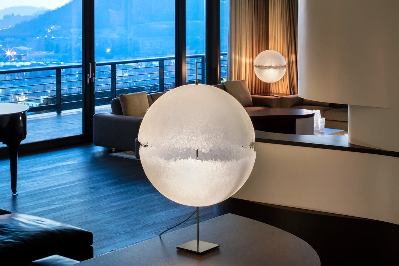 Veioza PostKrisi T 61 4