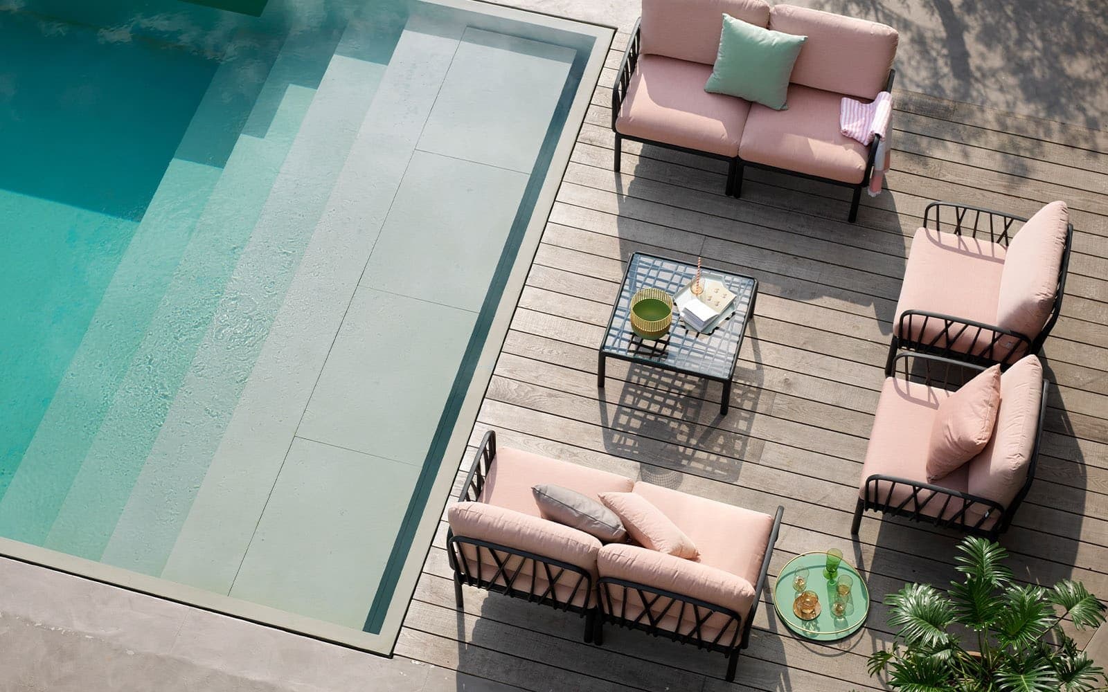 Canapea modulara pentru exterior  KOMODO 11