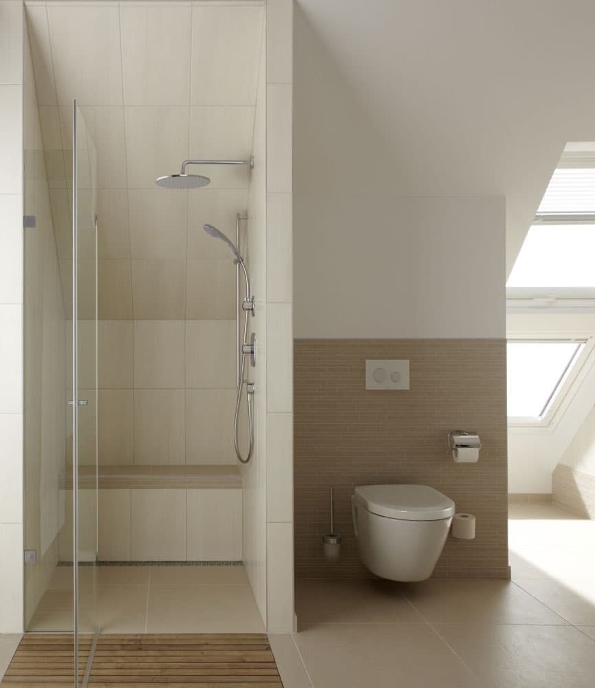 WC NC, suspendat 4